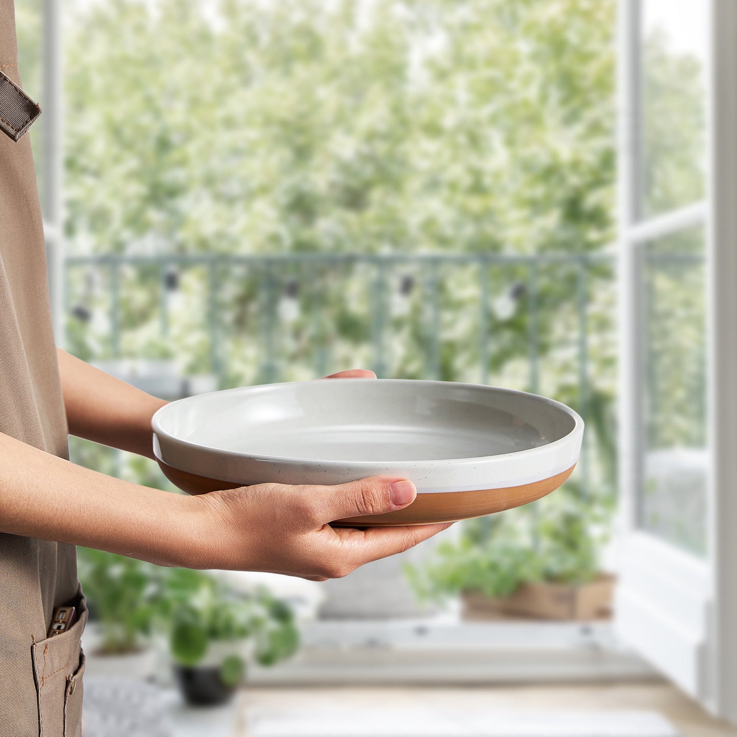 Tonal Ceramic Dinner Bowls