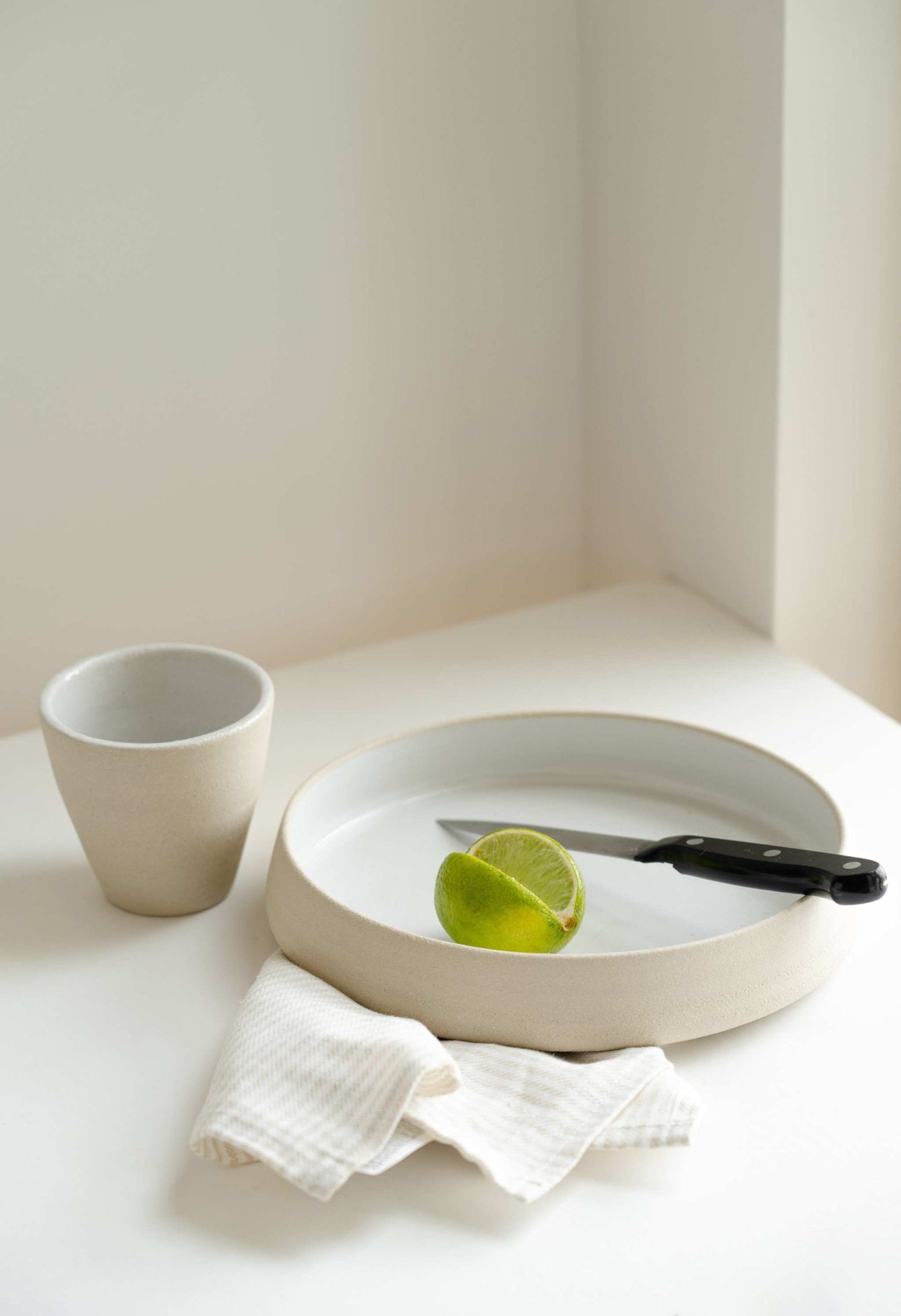 Lola Handmade Stoneware Dinner Plates