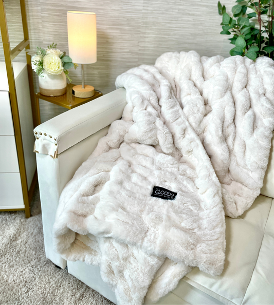 Nordic Faux Fur Blanket - Medium & Large