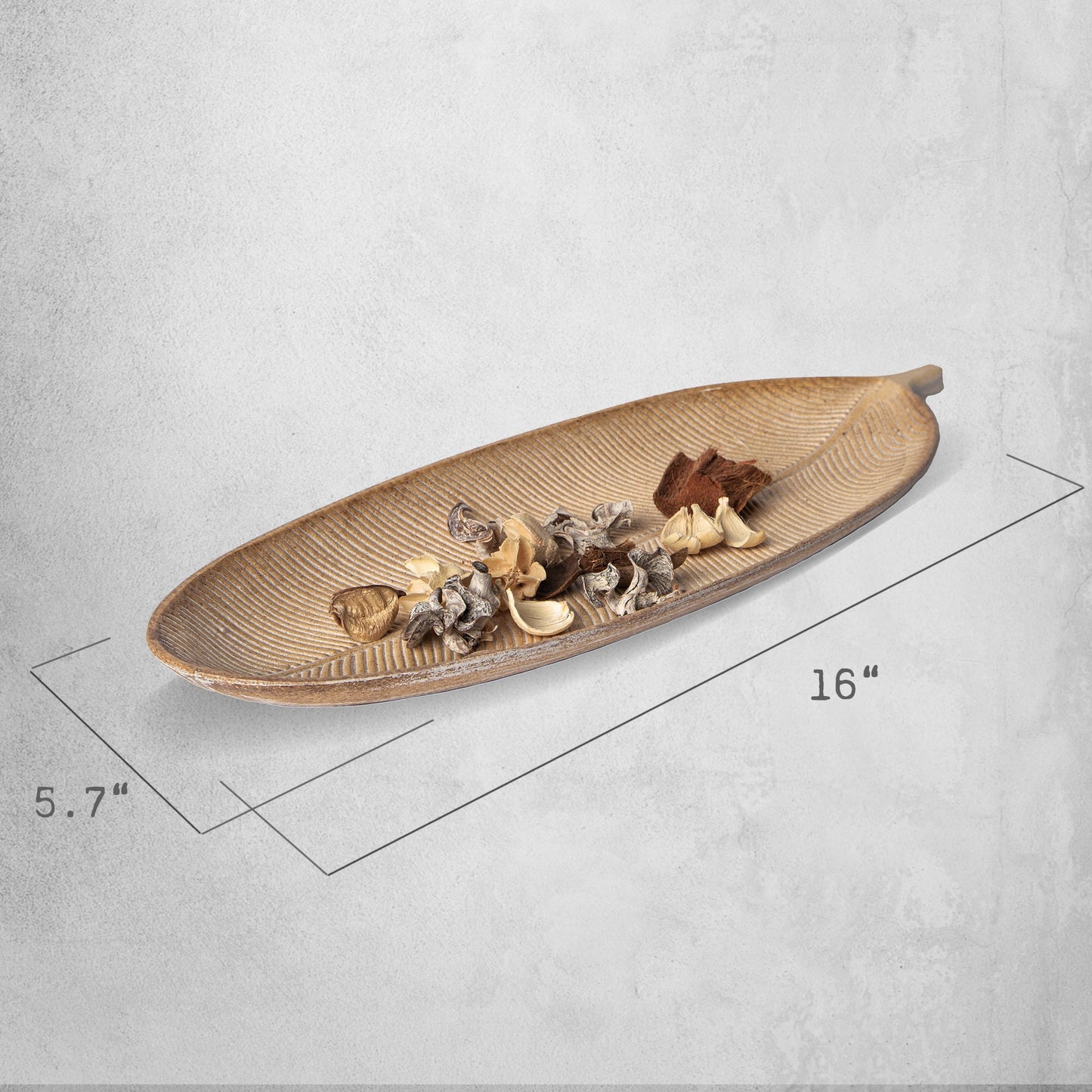 Haku Banana Leaf Wood Tray