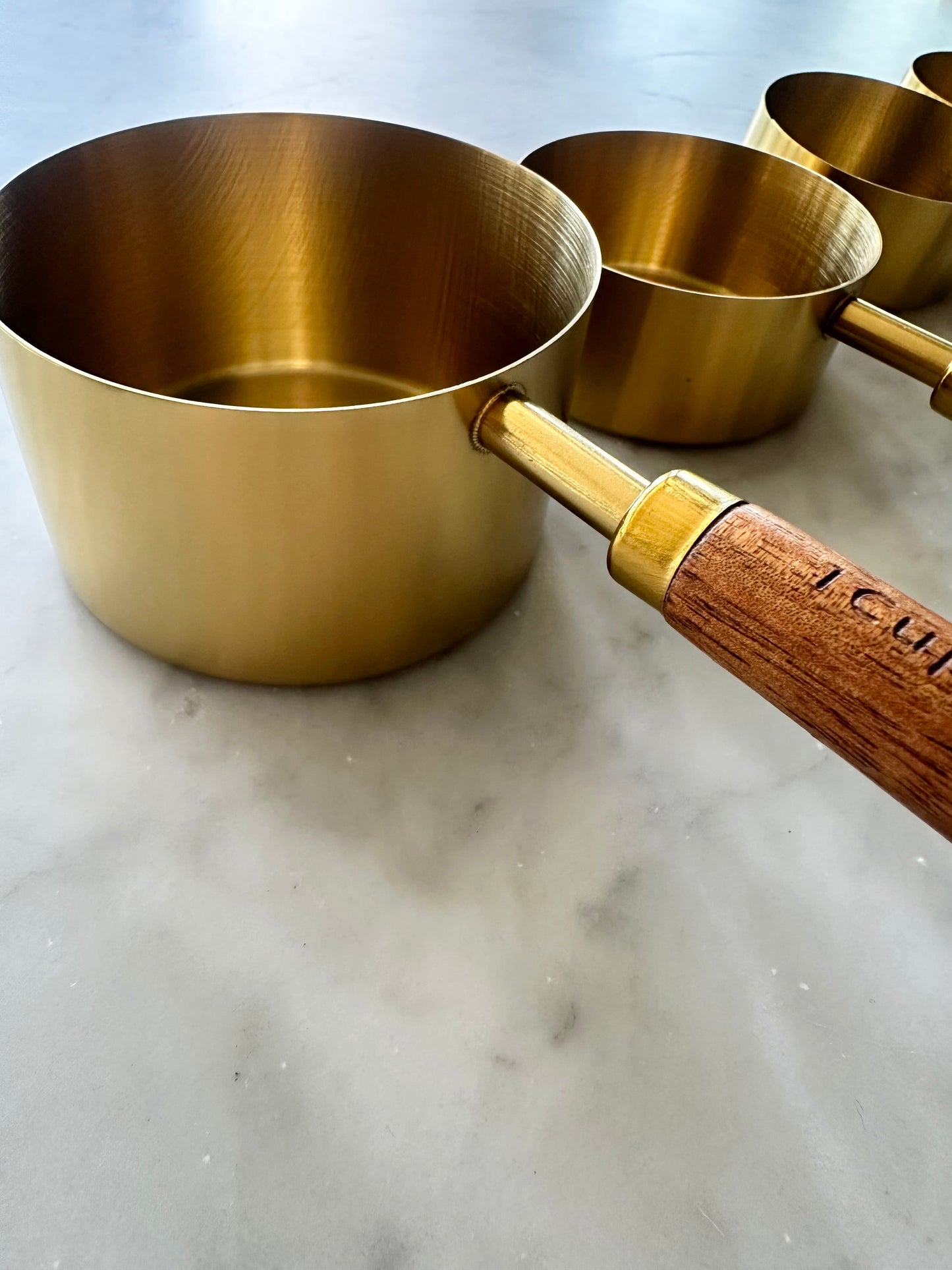 Acacia Wood & Gold Measuring Cups