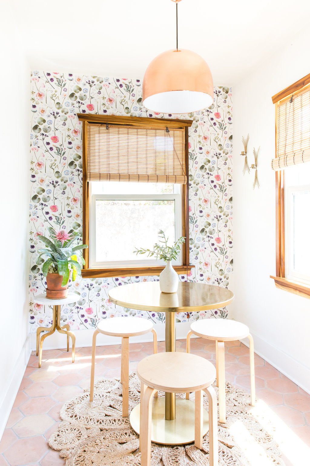 Floral Finds Wallpaper, white