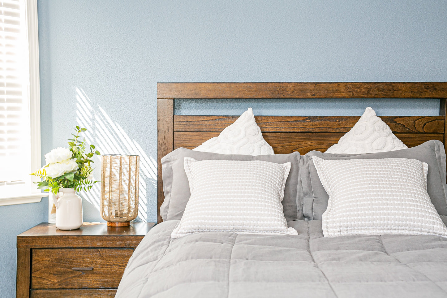 Vale Linen Comforter Set
