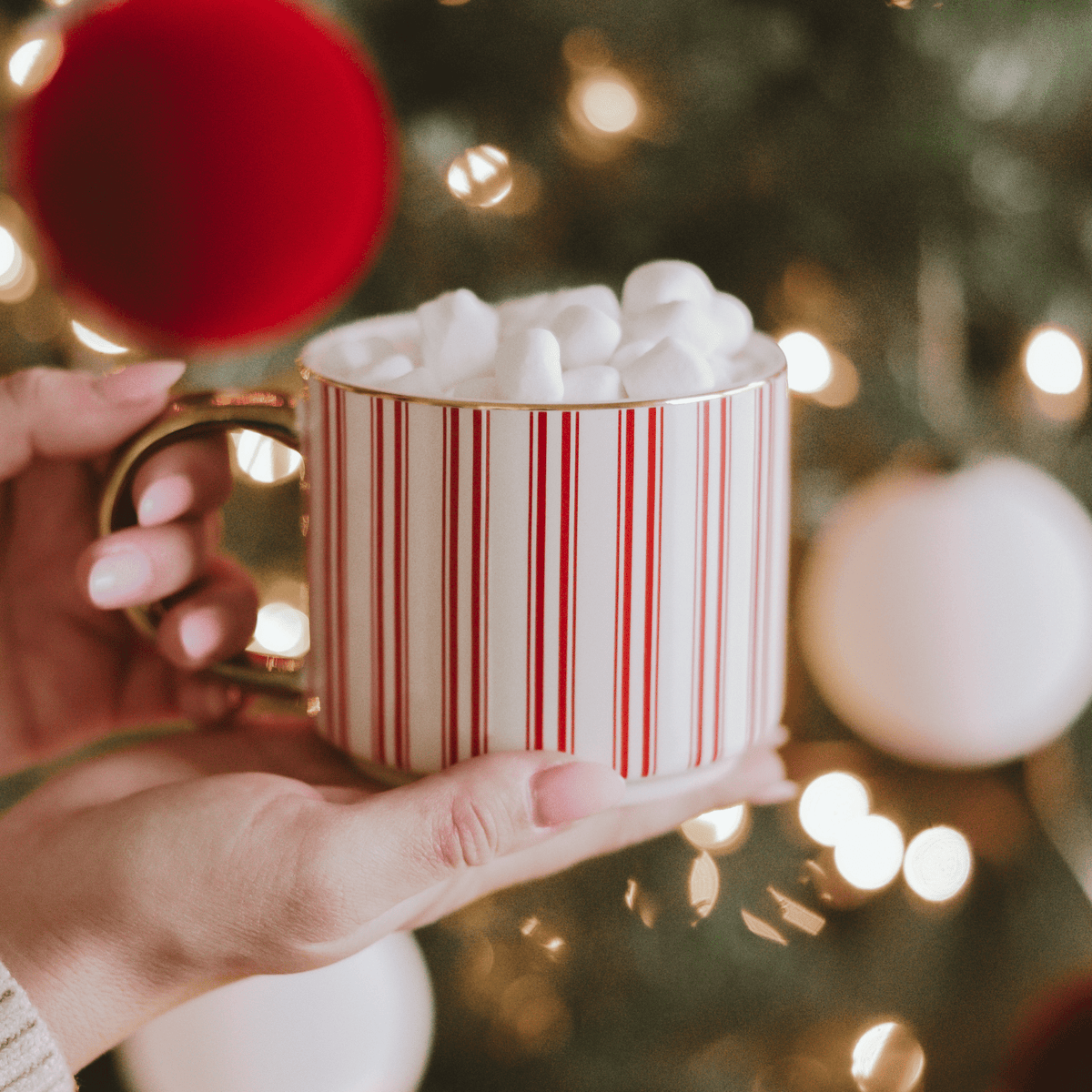 Candy Cane Stripe 14 oz Gold Handle Coffee Mug