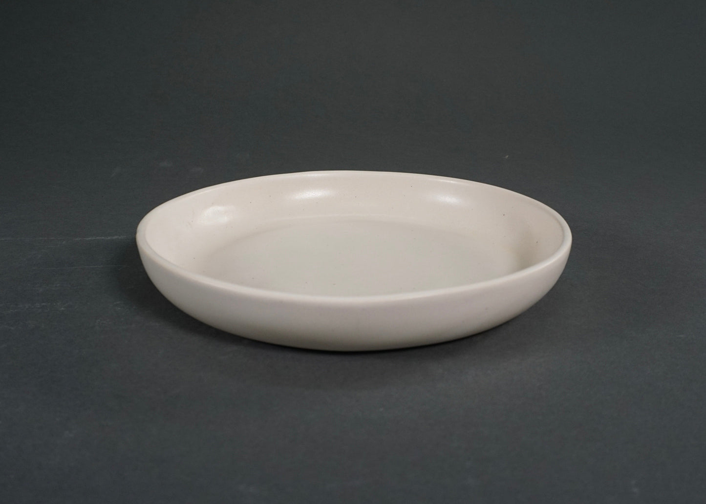 Eira Ivory Dinnerware Set