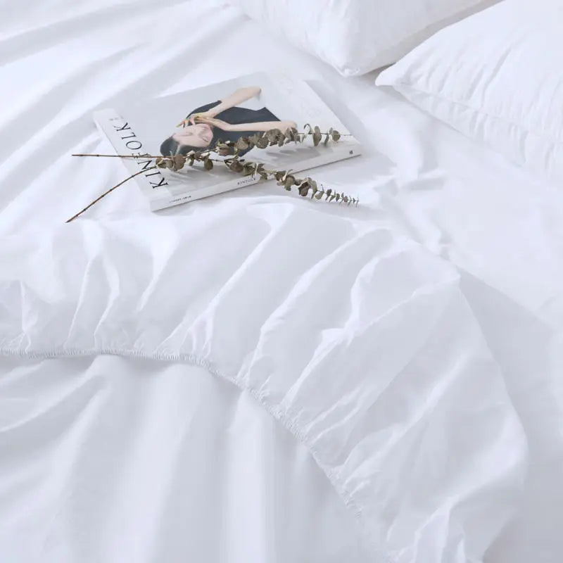 Degella Luxury Stripe Egyptian Cotton White Bedding Set