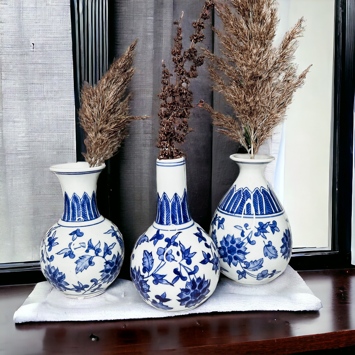 Chinoiserie Hand-Painted Mediterranean Canton Vases