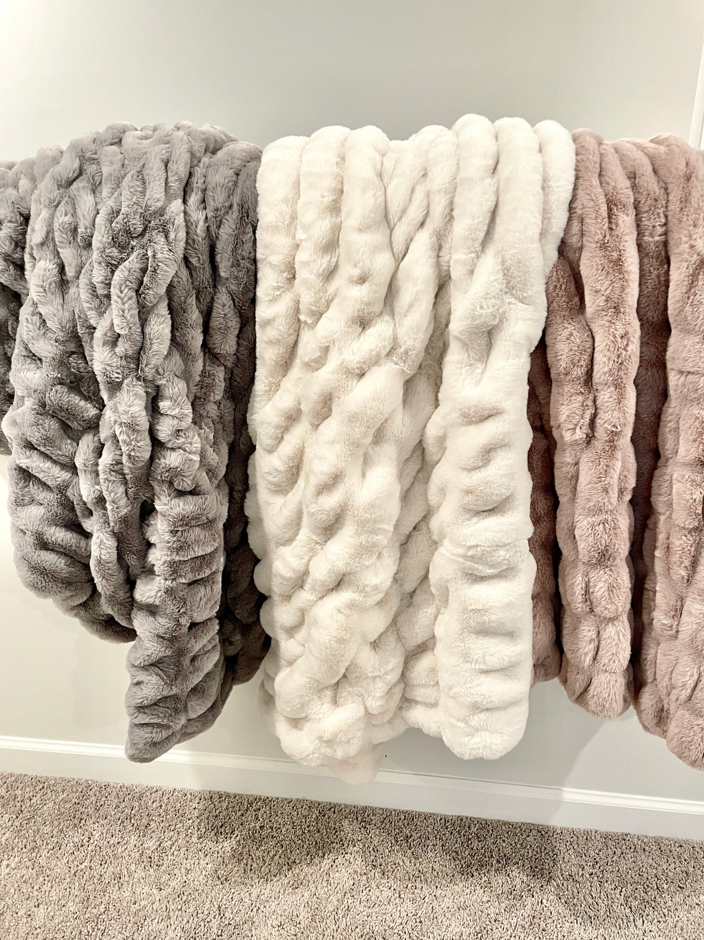 Nordic Faux Fur Blanket - Medium & Large