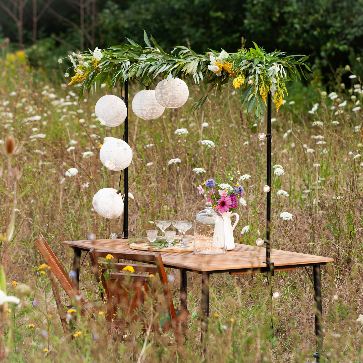 Decorative Table Frame + G40 String Lights Set