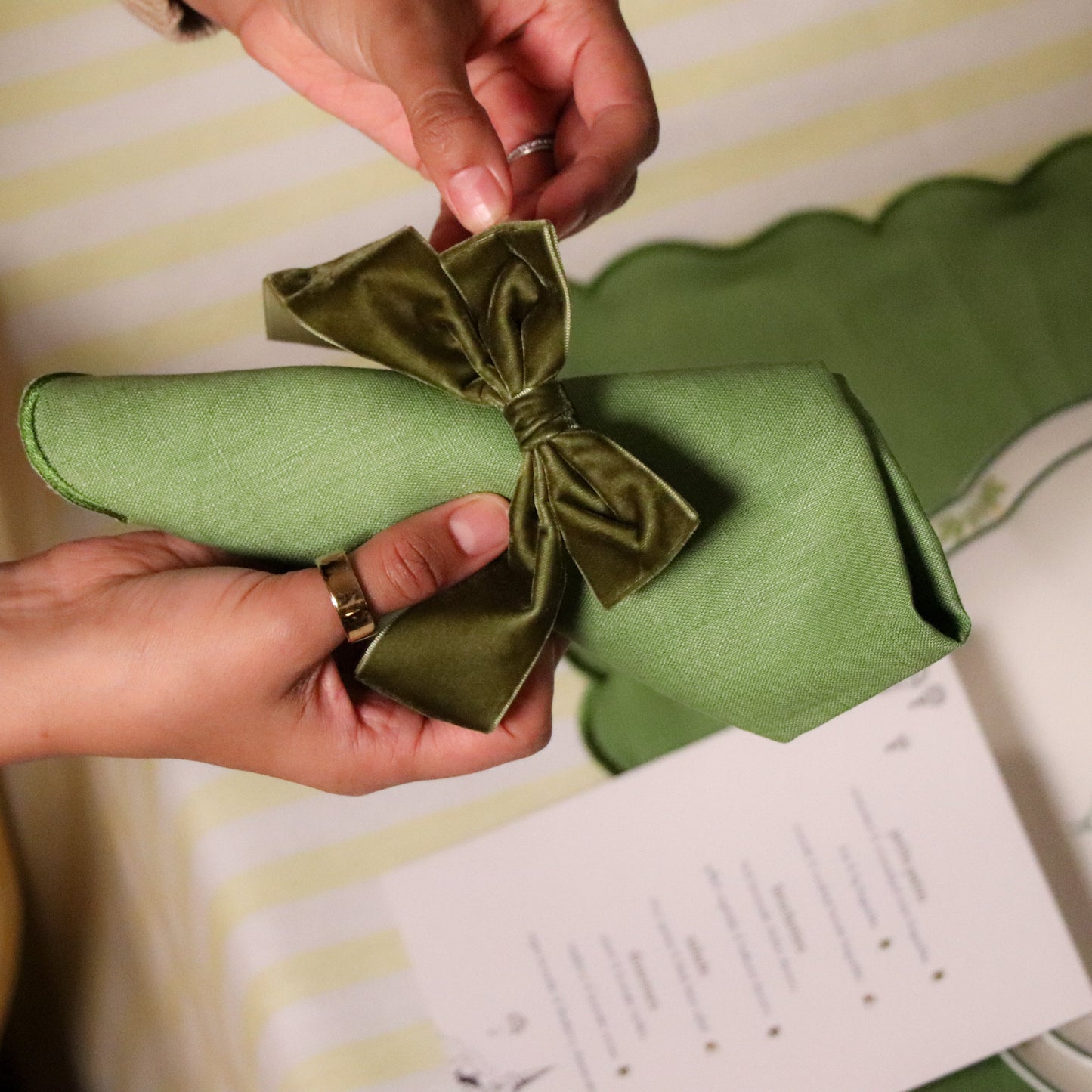 Fir Green Velvet Napkin Bow Tie