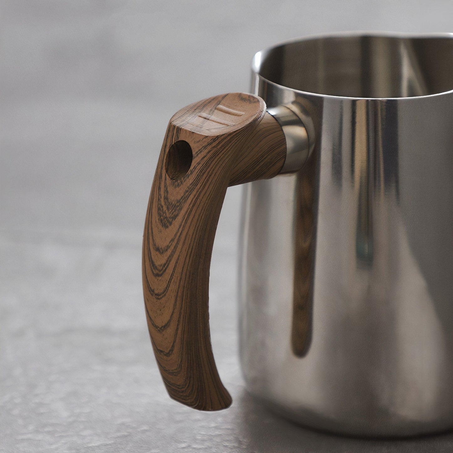 Liora Thickened Frothing Milk Jugs