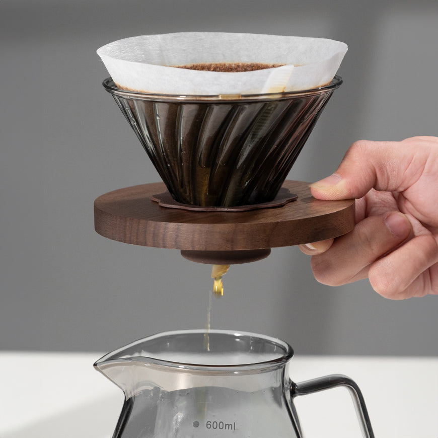 Nordé Coffee Brewing V60 Set with Walnut Wood Holder