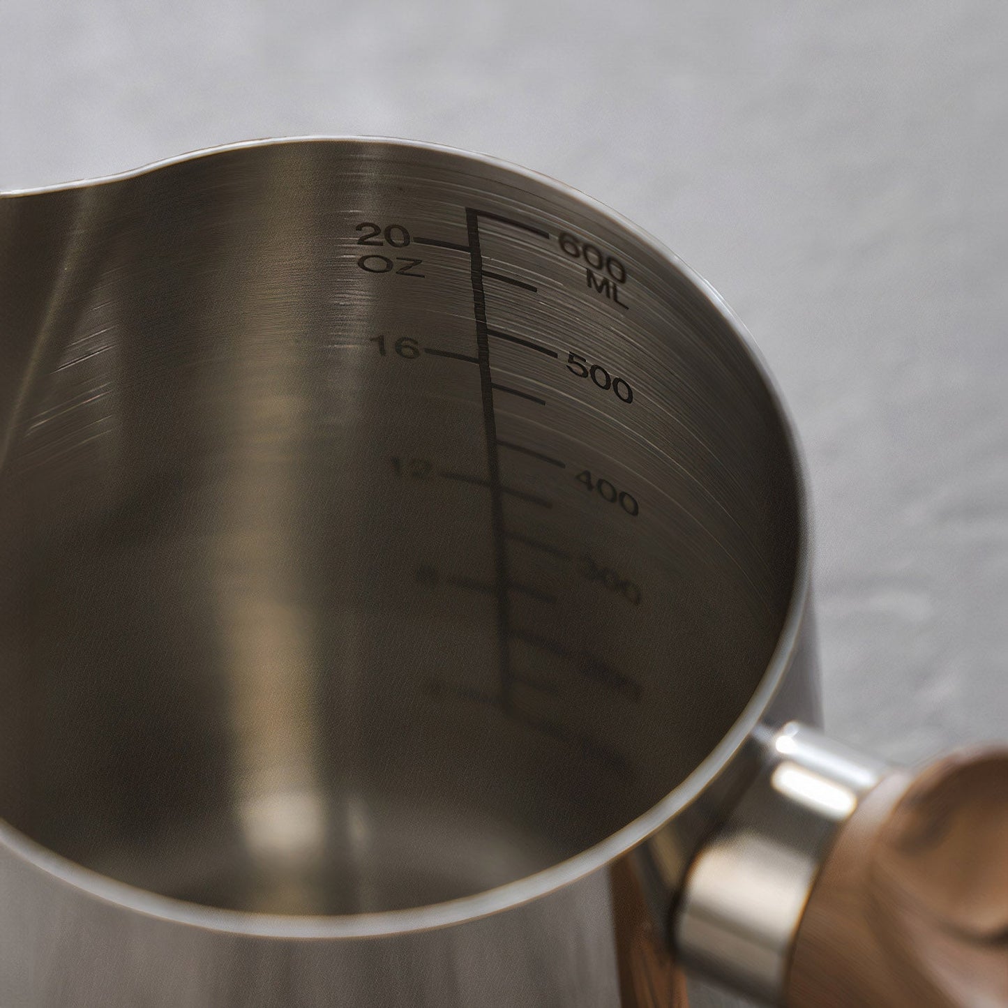 Liora Thickened Frothing Milk Jugs