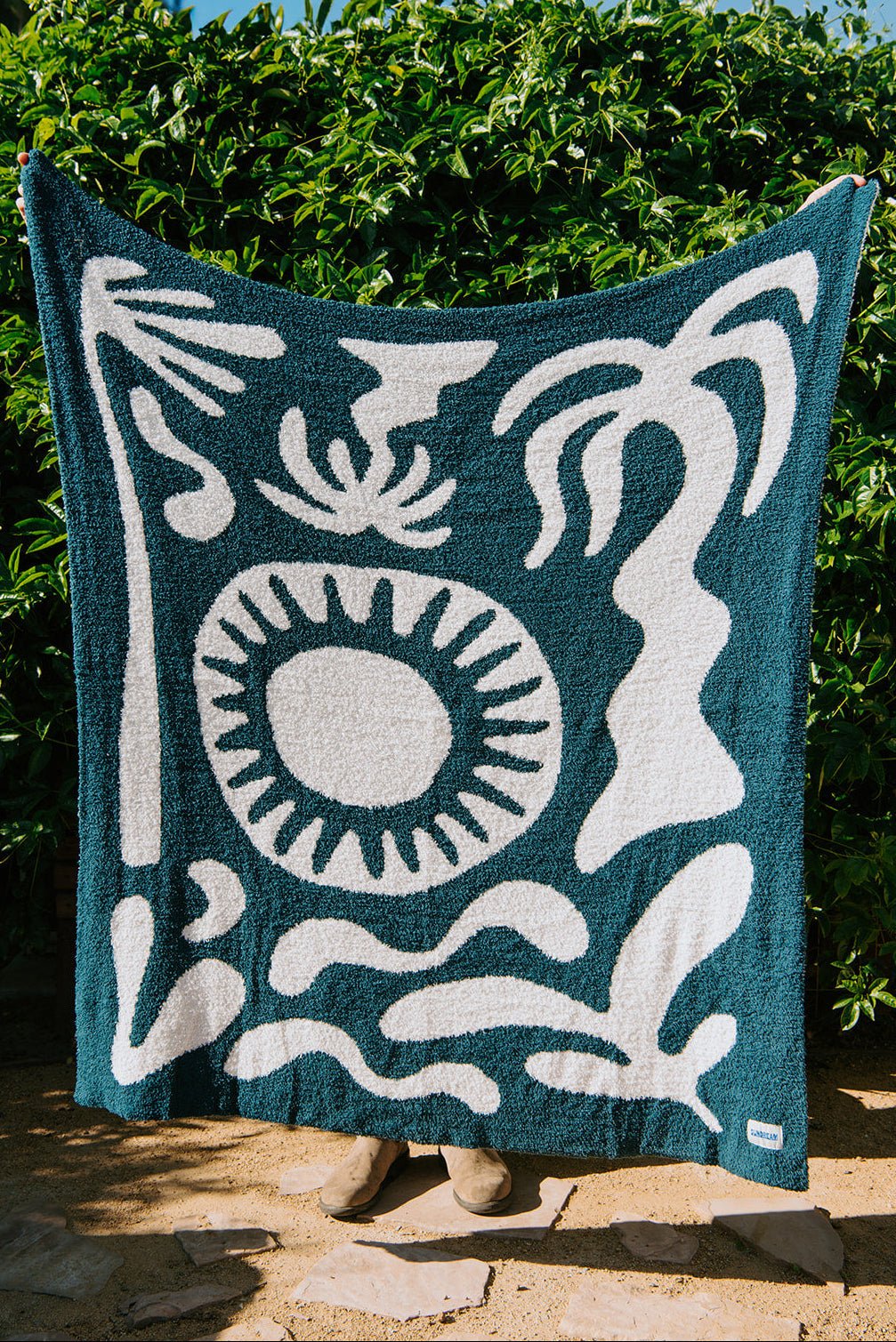 Pacific Blue Paradise Plush Throw