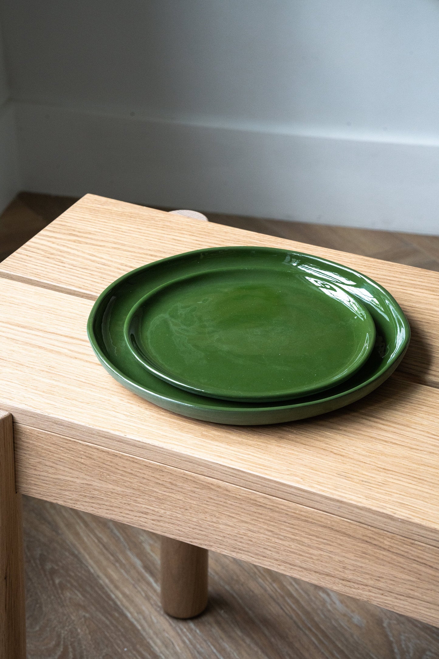 Nocci Handmade Porcelain Dinner Plates-Green