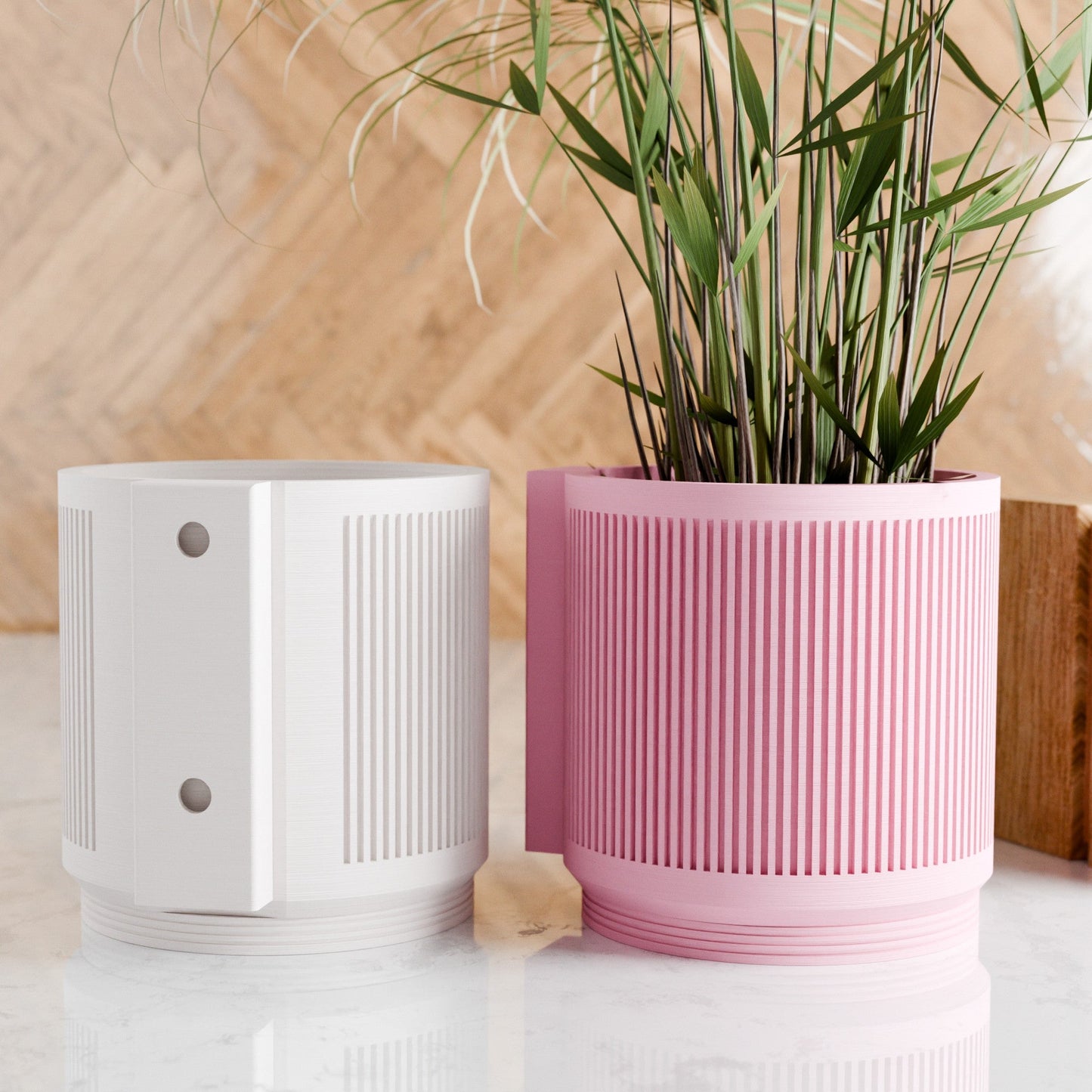 Delia Hanging STREAM Wall Planter