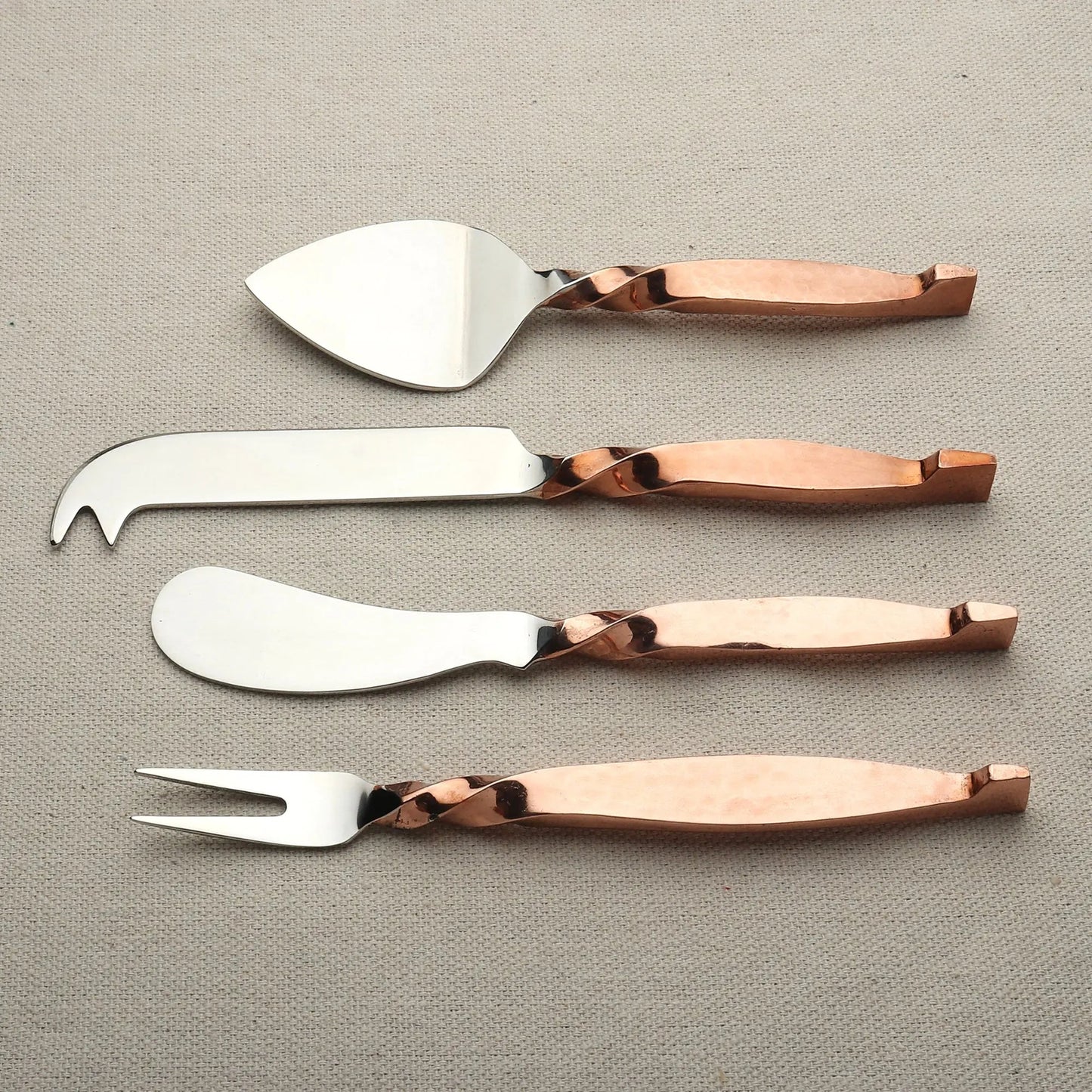 TWISTED URBAN CHEESE ACCESSORIES