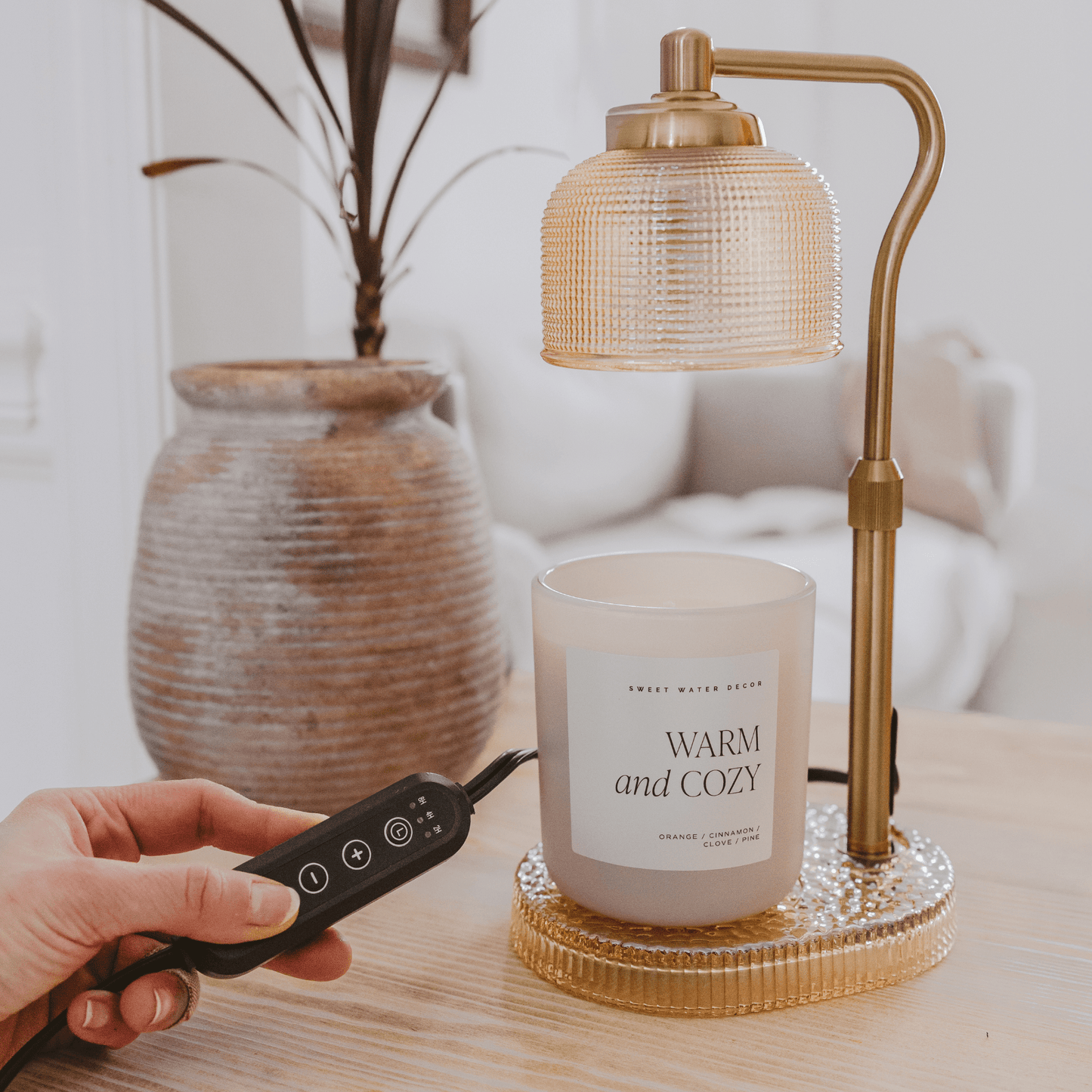 Malia Candle Warmer Lamp