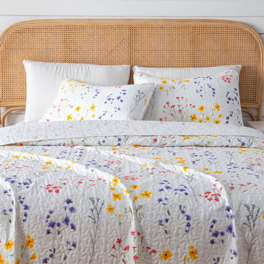 Marianne Collection-Floral 3 Quilt Set