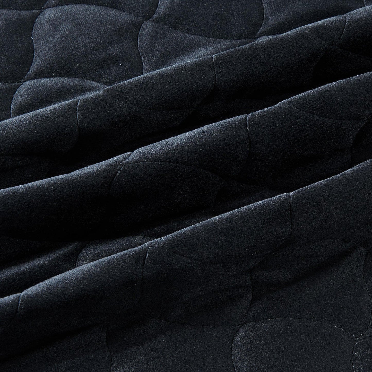 Vivica Velvet Box-Stitched Quilt Set