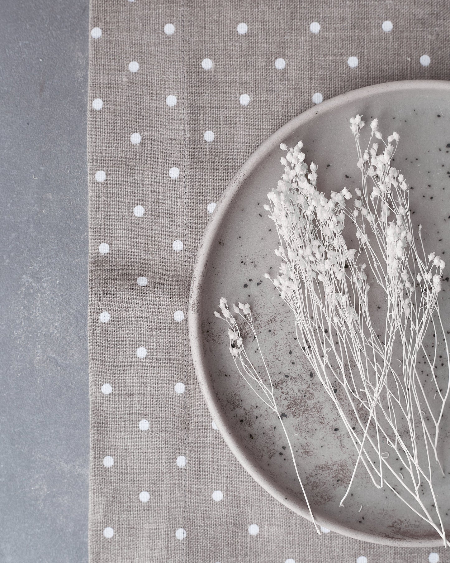 Lara Soft Linen Table Runners
